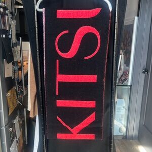 MAISON KITSUNE Black and Red Scarf